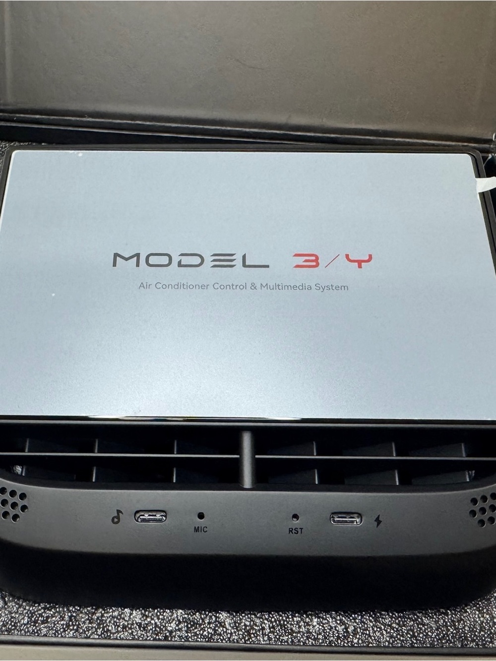 Model 3/Y 7” Rear Entertainment + Climate Control Display H7 touchscreen - Picture 8 of 16